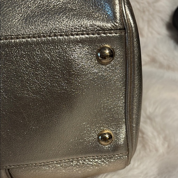 Gucci Gold Designer Women's Bag - Picture 4 of 12